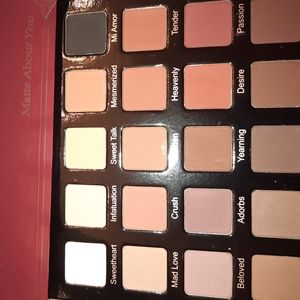 Violet voss eyeshadow